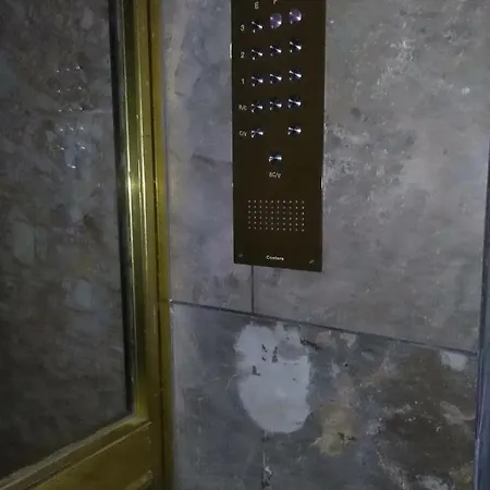 Voyage 63 招待所 *